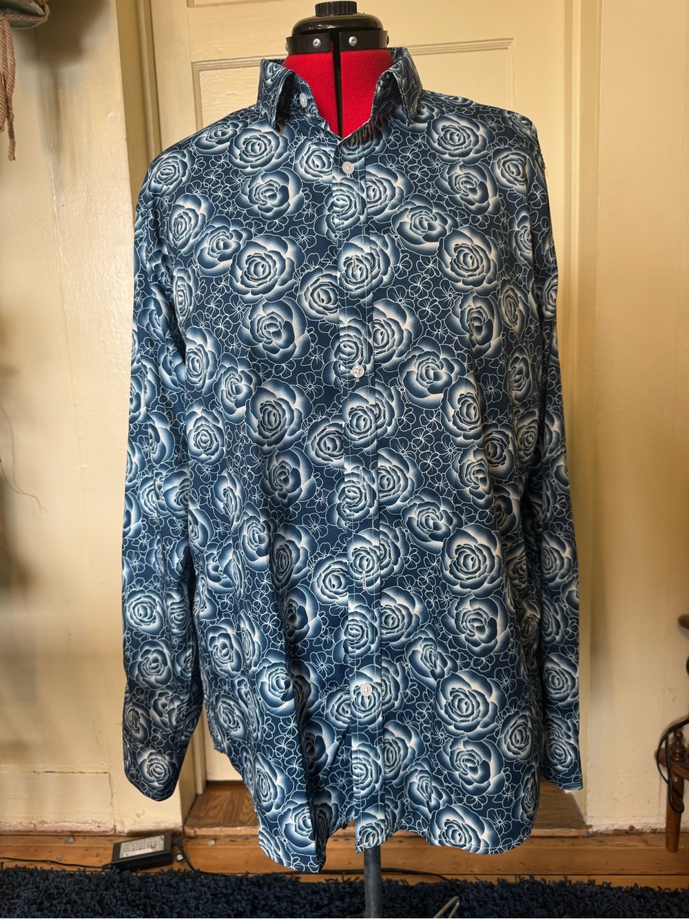 COOFANDY XL Blue White Rose Floral Satin Button Down Dress Shirt Long Sleeve